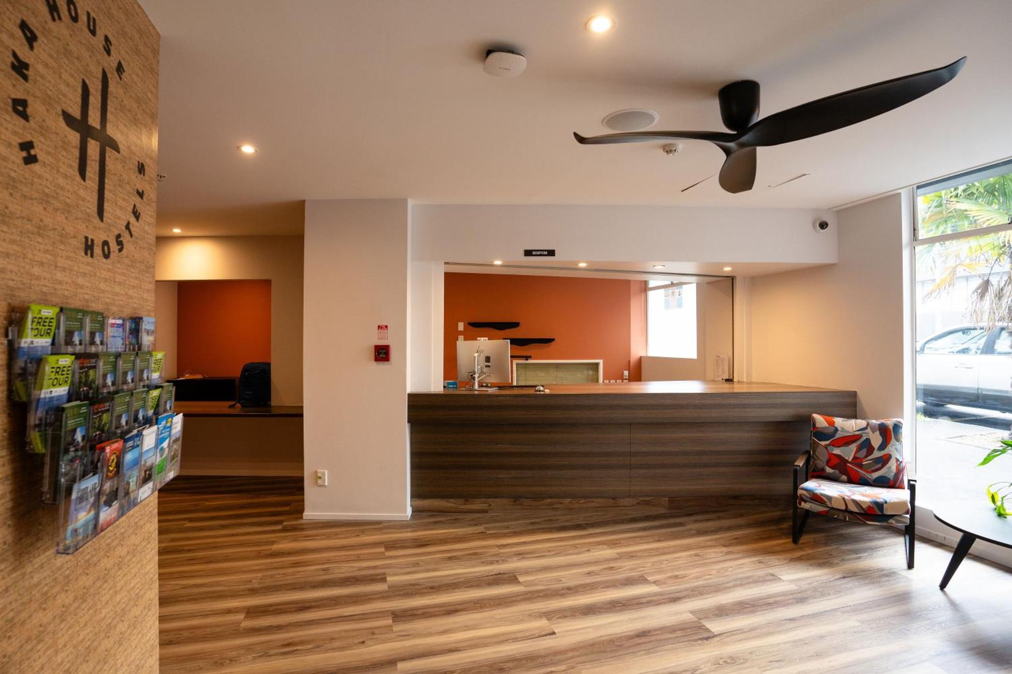 Haka House Auckland City Экстерьер фото